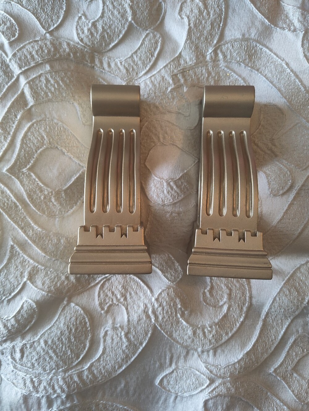 Pair Gold Metal Wall Art Sconces Candle Holders Modern Decorative 5.75" Tall